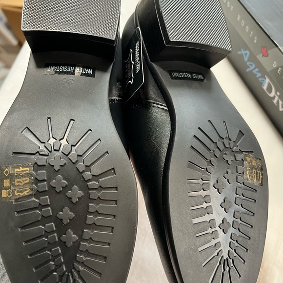 Aqua Diva black leather boots size 36 US 5.5 Wembley boots waterproof - Picture 8 of 10